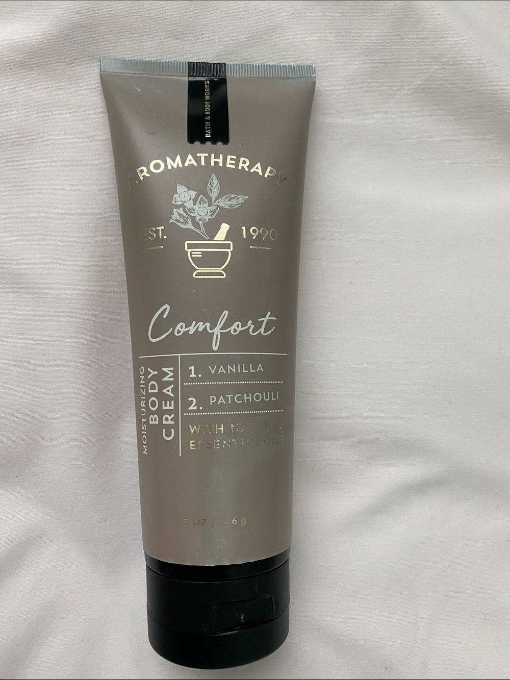 🦩Bath & Body Works Aromatherapy Comfort Body Cream - Taupe, Black, Gold Accents🦩